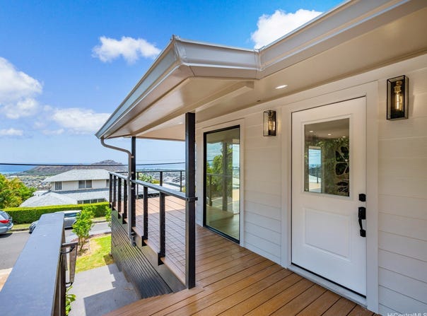 2012 Iwi Way, Honolulu, HI 96816