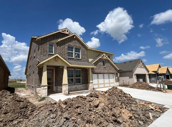 412 Pickett Creek Drive, Aledo, TX 76008