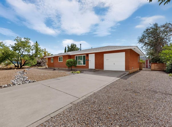 2420 Stevens Drive NE, Albuquerque, NM 87112