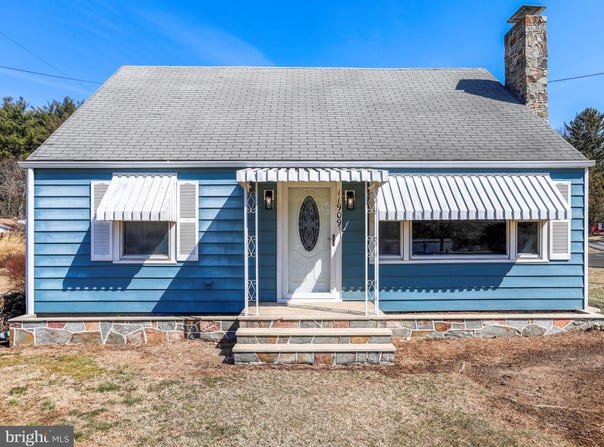 11909 LOOP ROAD, FAYETTEVILLE, PA 17222