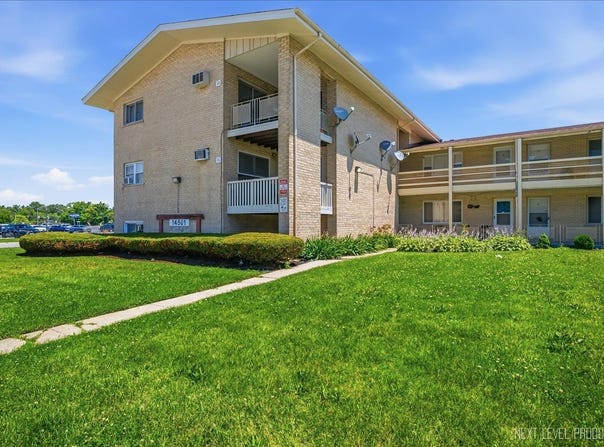 14501 Keystone Avenue, Midlothian, IL 60445
