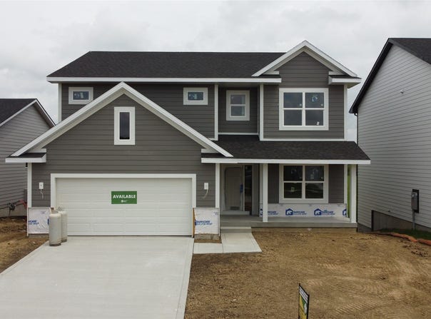 1410 S 91st Street, West Des Moines, IA 50266