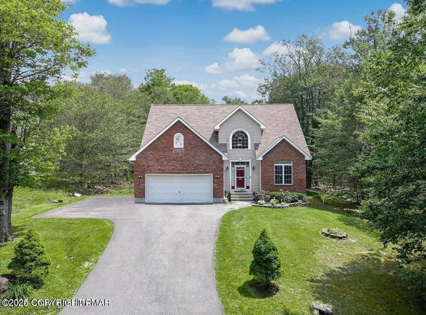 3318 Buck Run, Tobyhanna, PA 18466