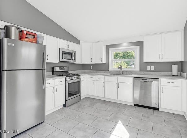 626 Holbrooke Avenue, Wilmington, NC 28412