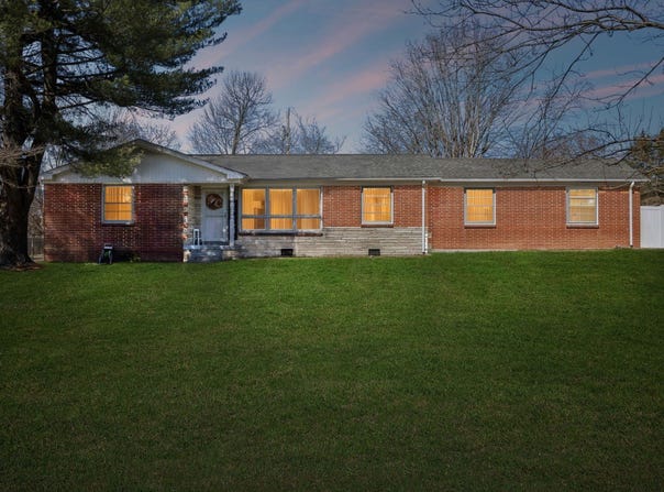 214 Glenn Ave, Gallatin, TN 37066