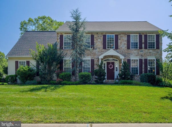 241 FERNDALE LN, DOWNINGTOWN, PA 19335