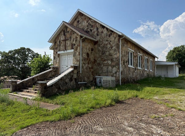1093 Sidney Road, Sidney, AR 72577