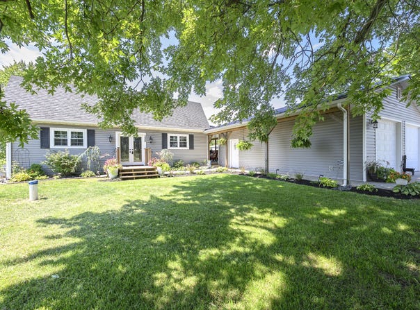 328 S Main Street, Ridgeway, OH 43345