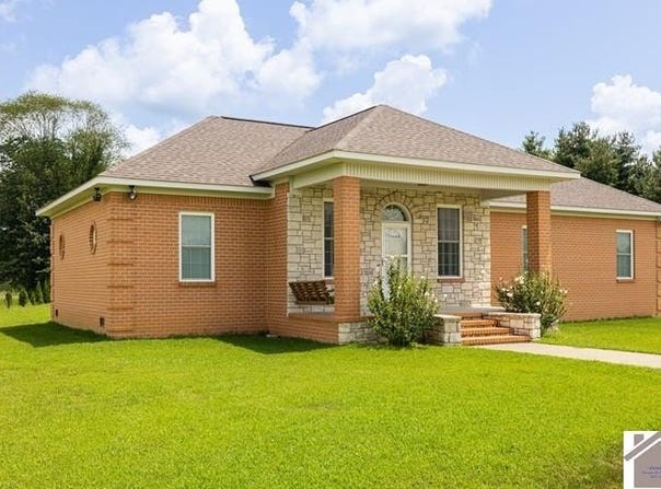 2616 ST RT 440, Mayfield, KY 42066