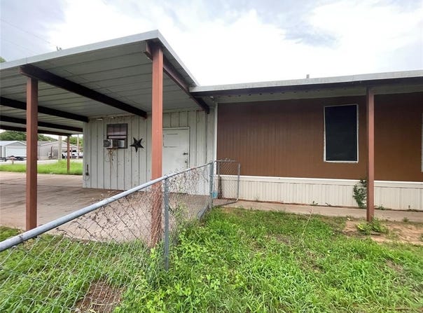 6624 Dayla Court, Granbury, TX 76049