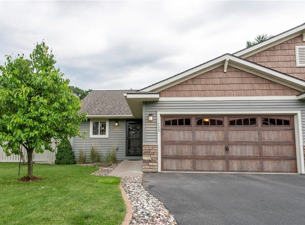 759 Club View Lane, Altoona, WI 54720