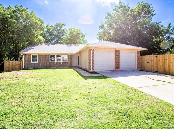 1800 Nicole CIR, Round Rock, TX 78664
