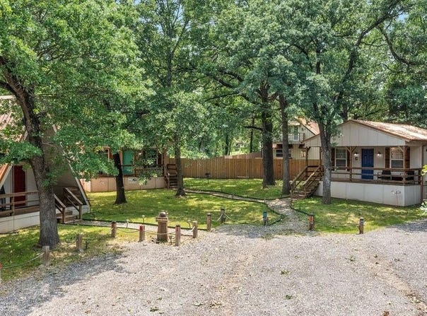 340 Oxford Drive, Gordonville, TX 76245