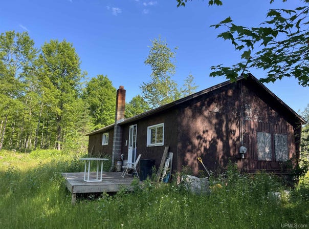 N County Line Road, Crystal Falls, MI 49920