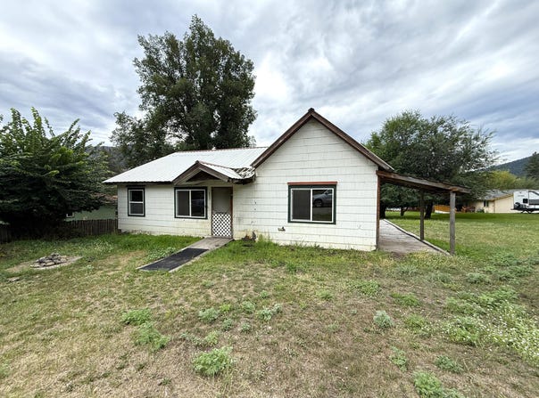 653 9TH ST, REPUBLIC, WA 99166