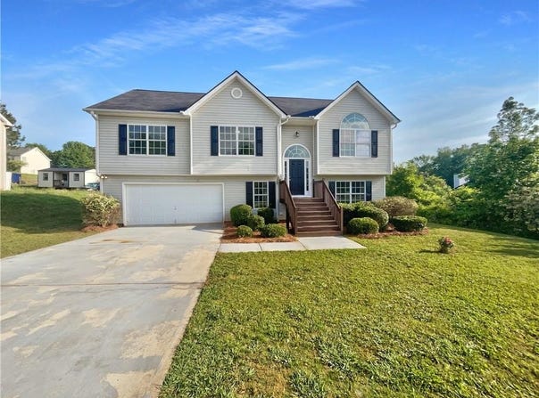 927 Amber Trail, Monroe, GA 30655