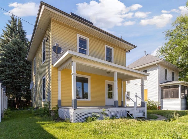 1304 E 4th, STERLING, IL 61081