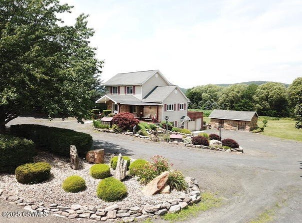 477 BLUE CHURCH Road, Paxinos, PA 17860
