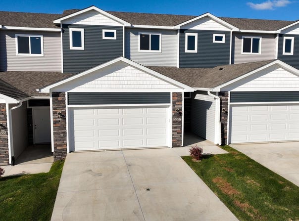 3007 Bracken Place, Norwalk, IA 50211