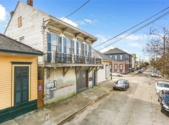 3400 DAUPHINE Street, New Orleans, LA 70117