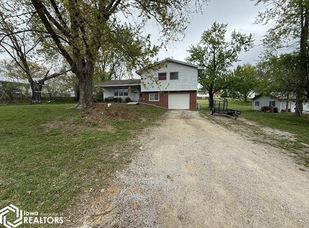 315 E Franklin Street, Centerville, IA 52544