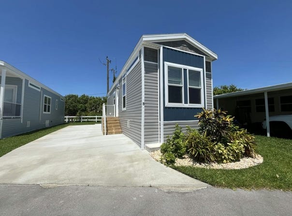 4276 Us 441, Okeechobee, FL 34974