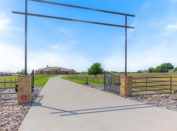 5825 County Road 173, Celina, TX 75009