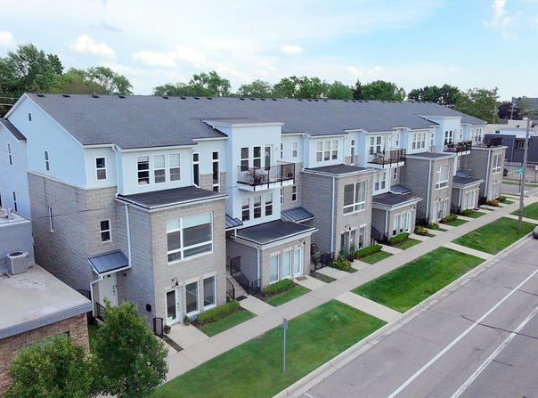 454 Hilton Road, Ferndale, MI 48220