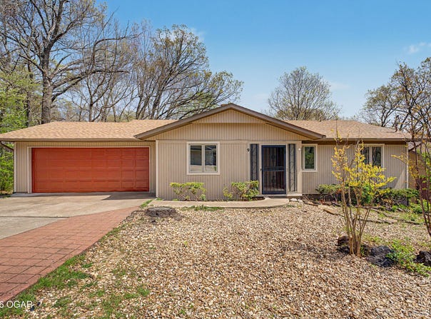9 Minton Lane, Bella Vista, AR 72715