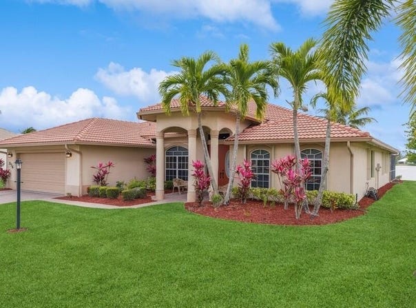 376 SW Quiet Woods, Port Saint Lucie, FL 34953