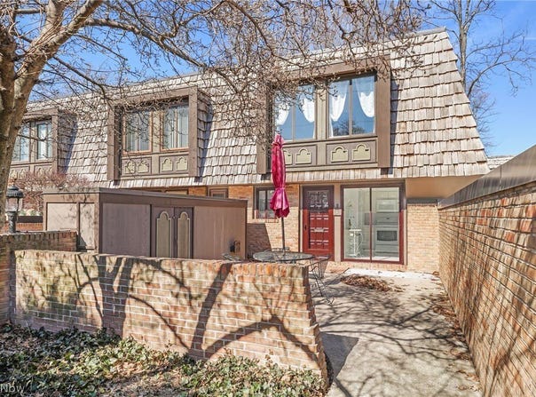 1110 By The Shores Drive, Huron, OH 44839