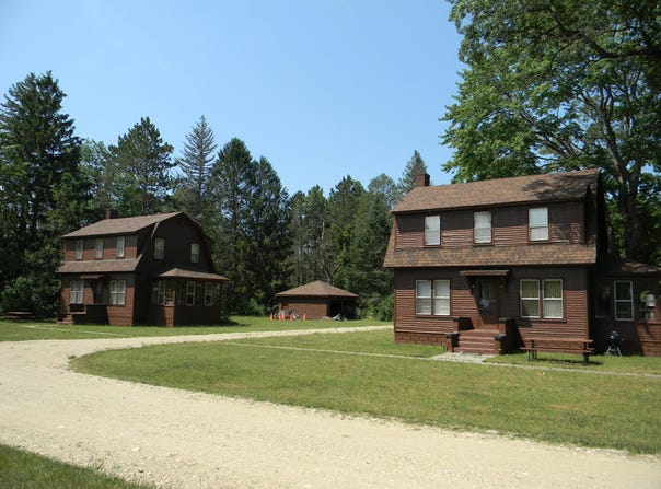 1306 N Tippy Dam Road, Wellston, MI 49689