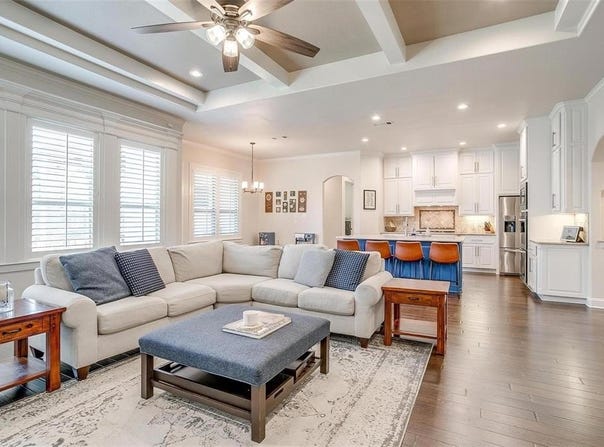 306 Creekview Terrace, Aledo, TX 76008