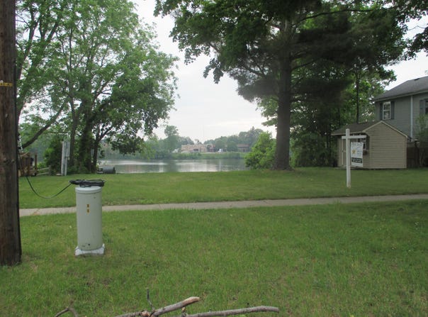 309 N Gremps Street, Paw Paw, MI 49079