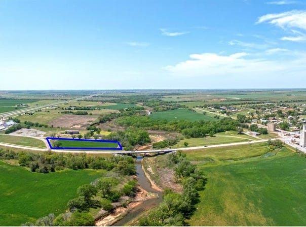 S Arapaho Avenue, Hydro, OK 73048