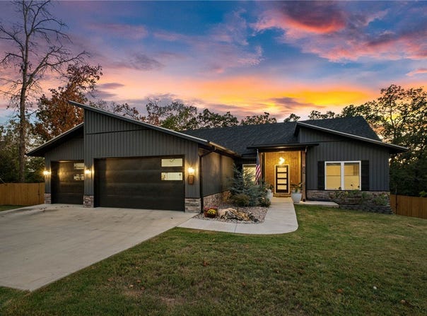 1 Todd Drive, Bella Vista, AR 72715