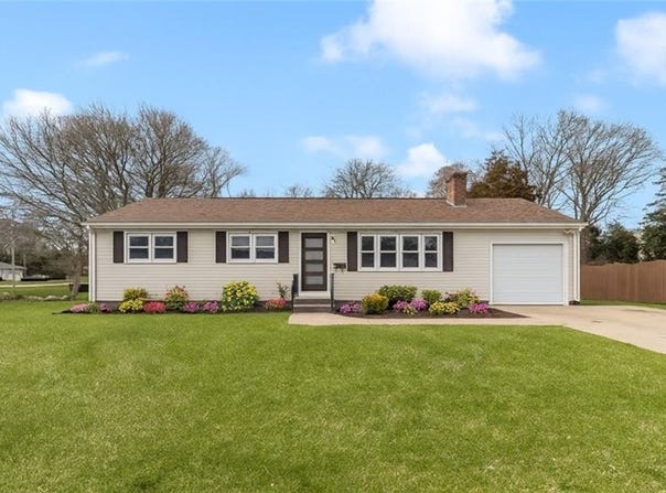 50 Riverview Avenue, Westerly, RI 02891