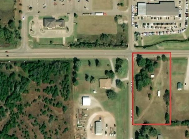 102 S Industrial Road, Chandler, OK 74834