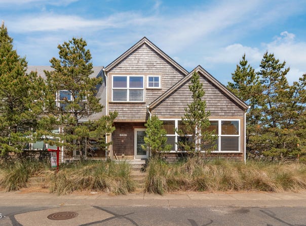5906 Barefoot Lane, Pacific City, OR 97135