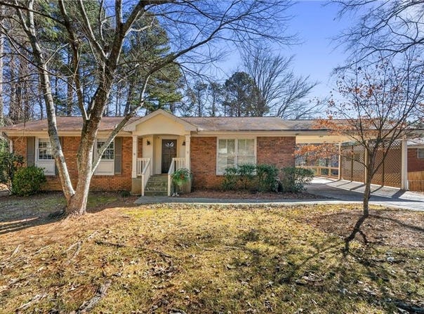 1900 Holly Springs Road NE, Marietta, GA 30062