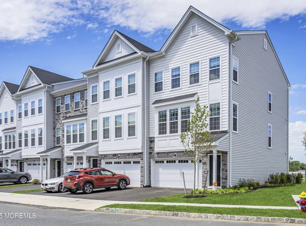 39 Crimson Drive, Manalapan, NJ 07726