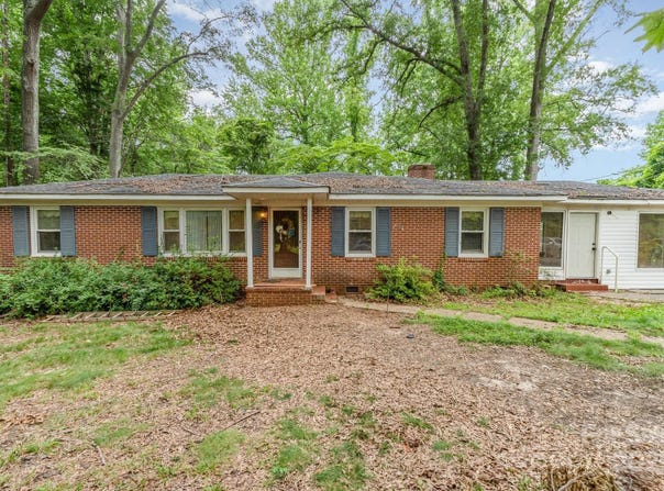 6934 Lockhart Road, Sharon, SC 29742