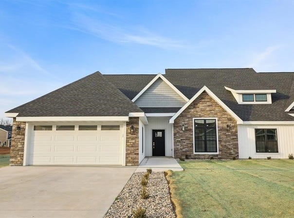 308 Willow Street, Pardeeville, WI 53954