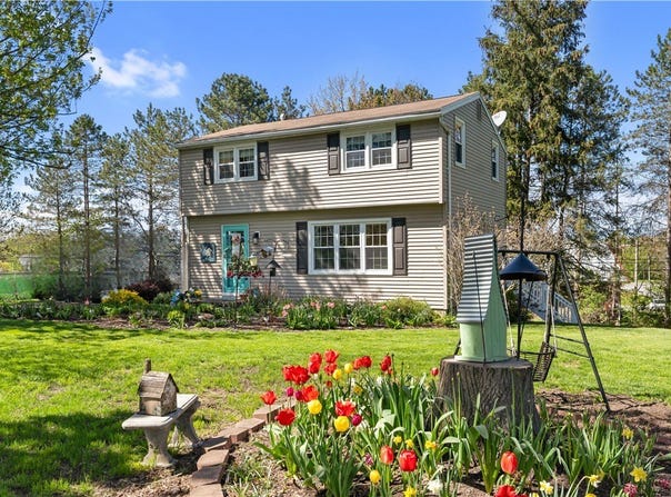 29 Pleasant Way, Hilton, NY 14468