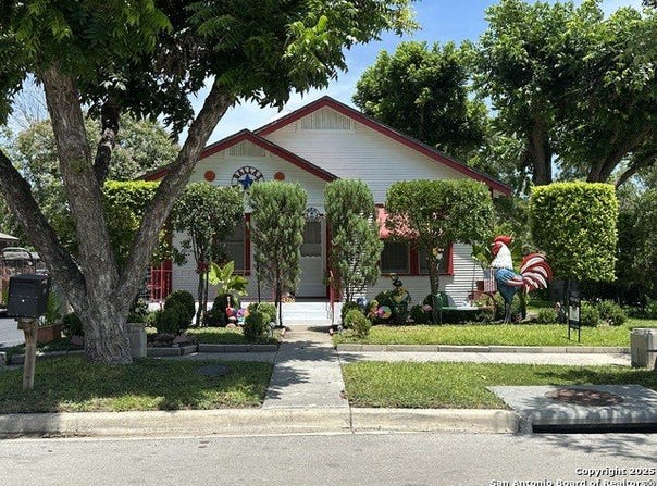 503 N San Marcos, Seguin, TX 78155