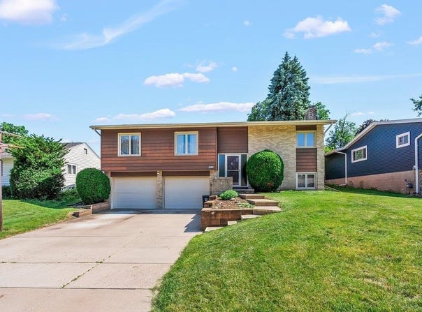 1500 W 6th Street, Cedar Falls, IA 50613