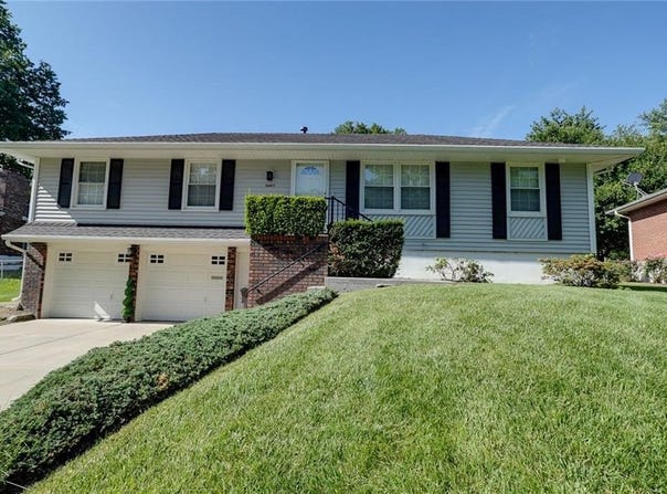 16017 E 37th Street, Independence, MO 64055