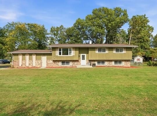 502 8th Street SE, DeMotte, IN 46310