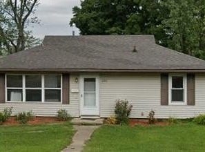 2211 Roseland Avenue, Kalamazoo, MI 49001