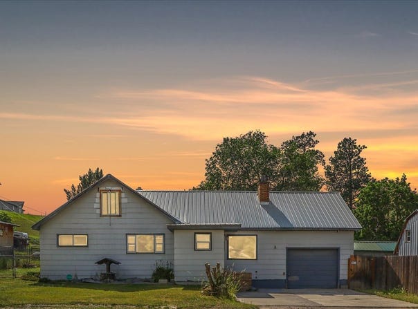 317 6th Avenue E, Eureka, MT 59917